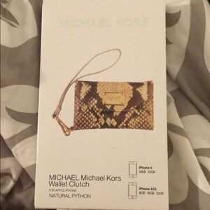 Wallet/phone case / wristlet